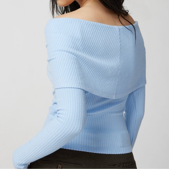Urban Outfitters Light Blue Foldover Off-the- Shoulder Long Sleeve Top - Picture 2 of 5